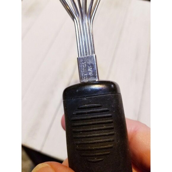 CushN Cush N Whipping Balloon 18/8 Stainless Steel Whisk Black Handle 9 1/2" - Picture 5 of 7
